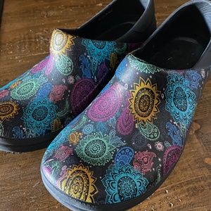 Women’s Crocs Slip On Clogs